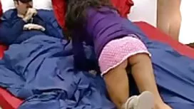 Giovani donne video  ...