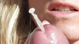 Uomo bellissimo vide ...